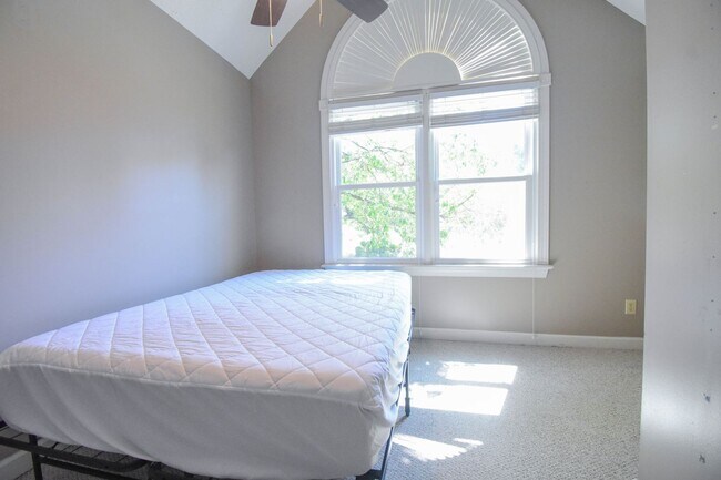 Building Photo - Coming Soon! 4 Bedroom 2.5 Bathroom With A Large Deck and 2 Car Garage! Near Methodist University