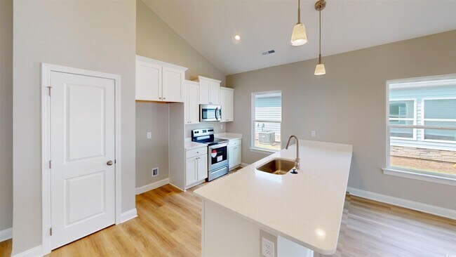 Building Photo - 1012 Moen Lp