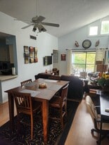 Building Photo - 3651 Atrium Dr
