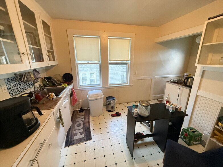 Primary Photo - 20 Birch Rd