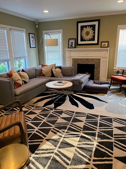 Living Room - 2106 Colquitt St