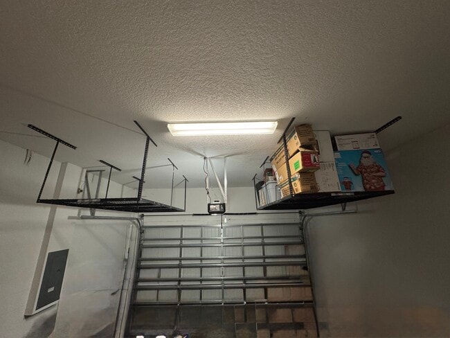 Building Photo - 10705 Marsha Dr