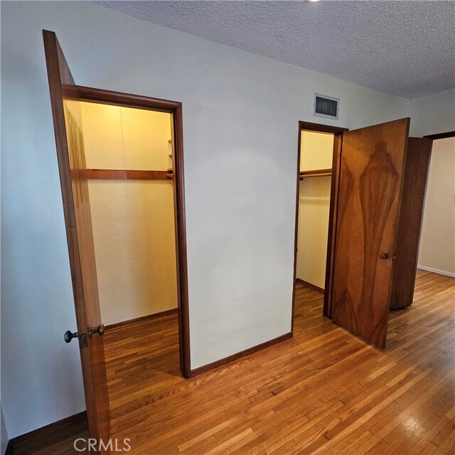 Building Photo - 12627 Manor Dr