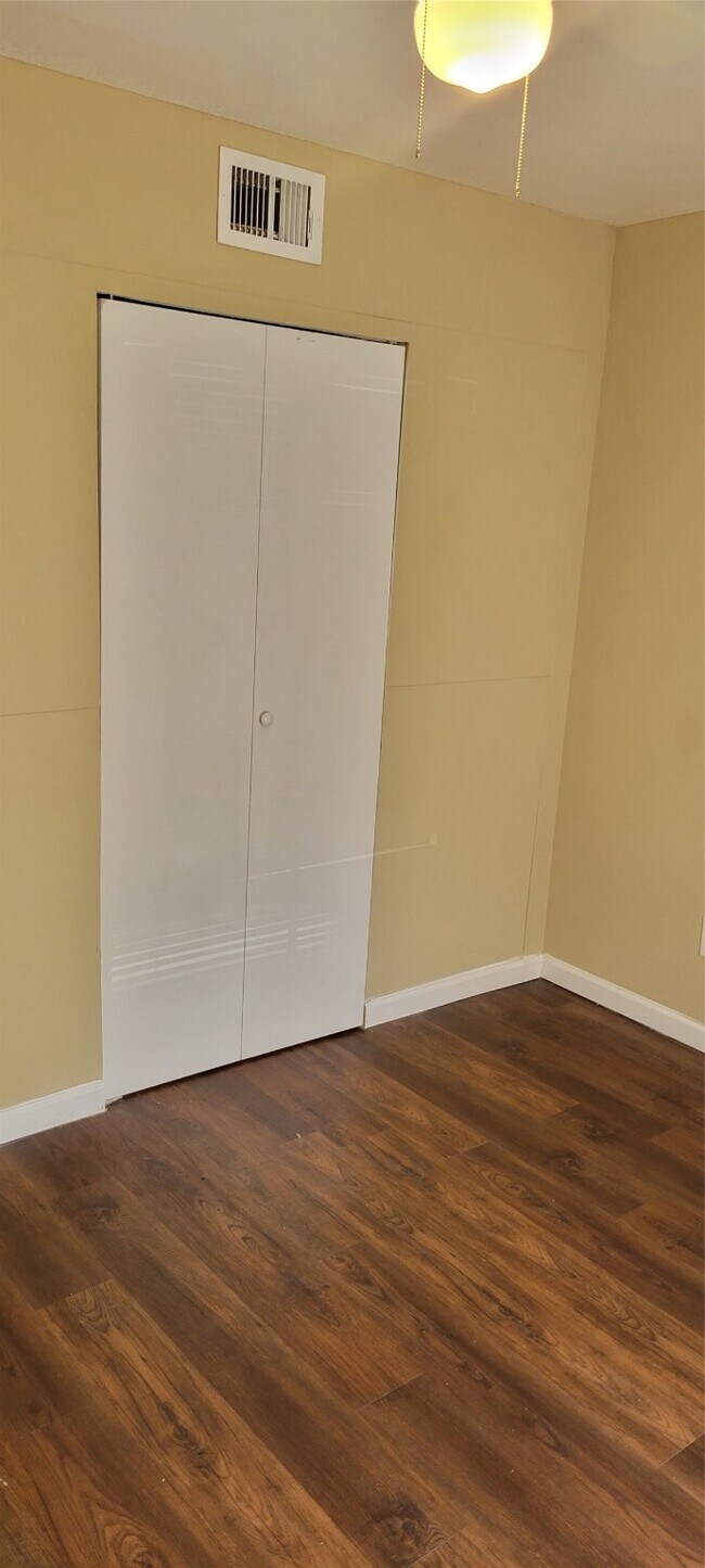 Building Photo - 7200 W T C Jester Blvd