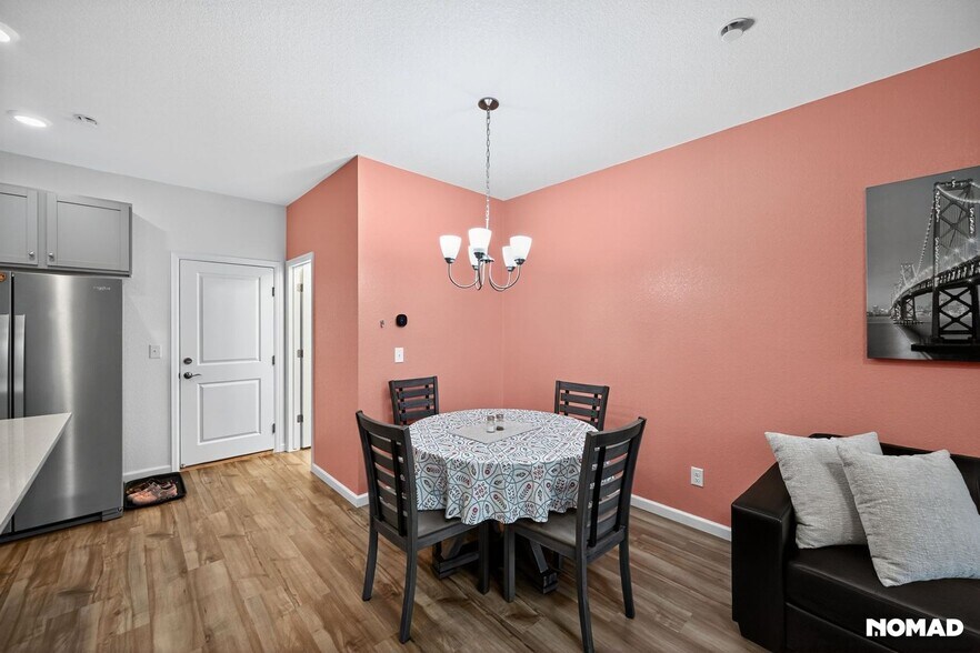 Building Photo - 18201 French Creek Ave