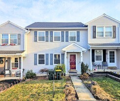 Building Photo - 131 Red Stone Cir