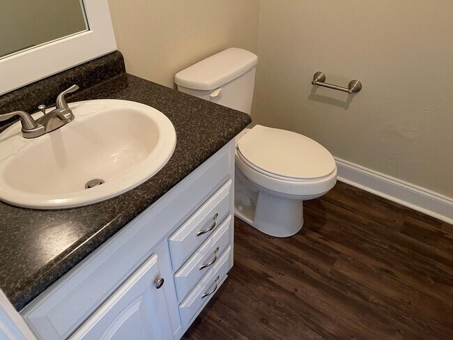 Building Photo - PORTLAND TOWNHOMES