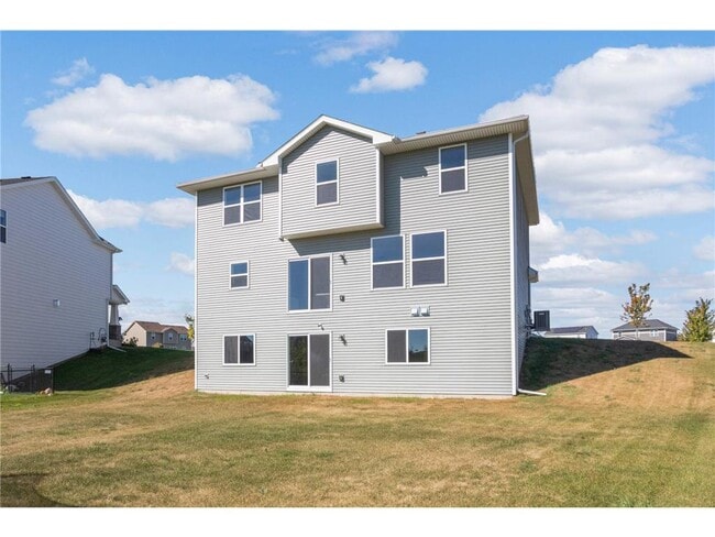 Building Photo - 17545 57th St NE