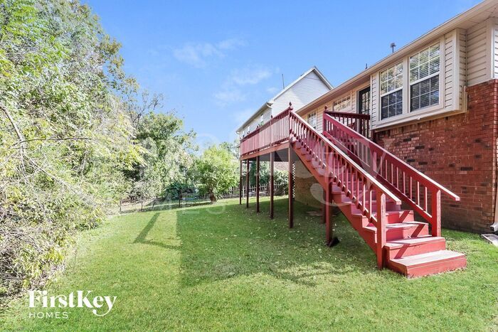 Building Photo - 5028 W Oak Highland Dr