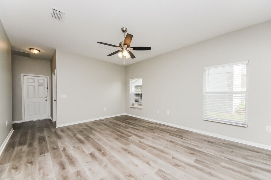 Building Photo - 4204 Lugano Ct