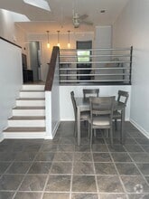 Building Photo - 815 W Pensacola St
