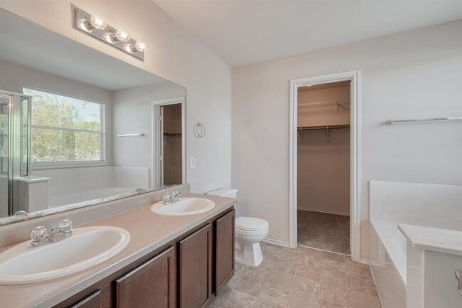 Building Photo - 7412 Cayenne Ln