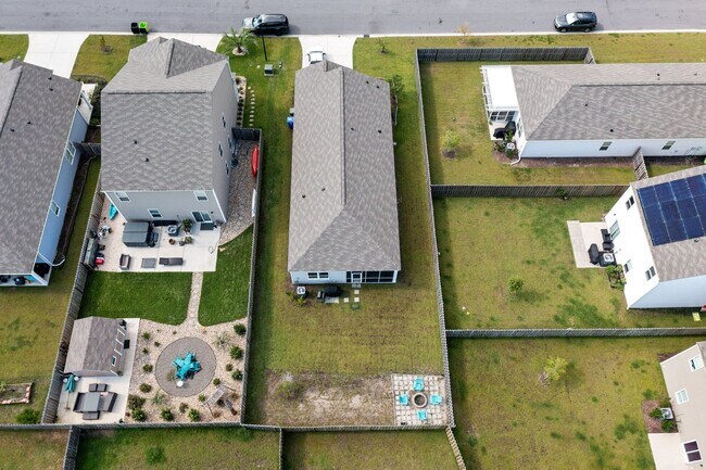 Building Photo - Home in Surf City