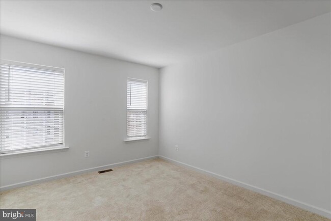 Building Photo - 85 Stafford Pl
