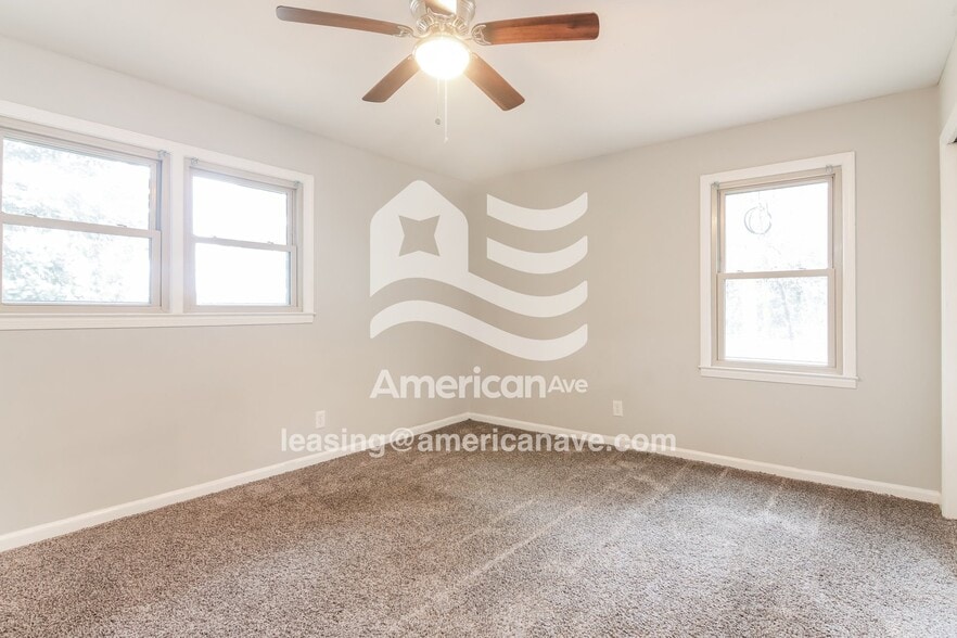 Building Photo - 4545 Kerz Ct