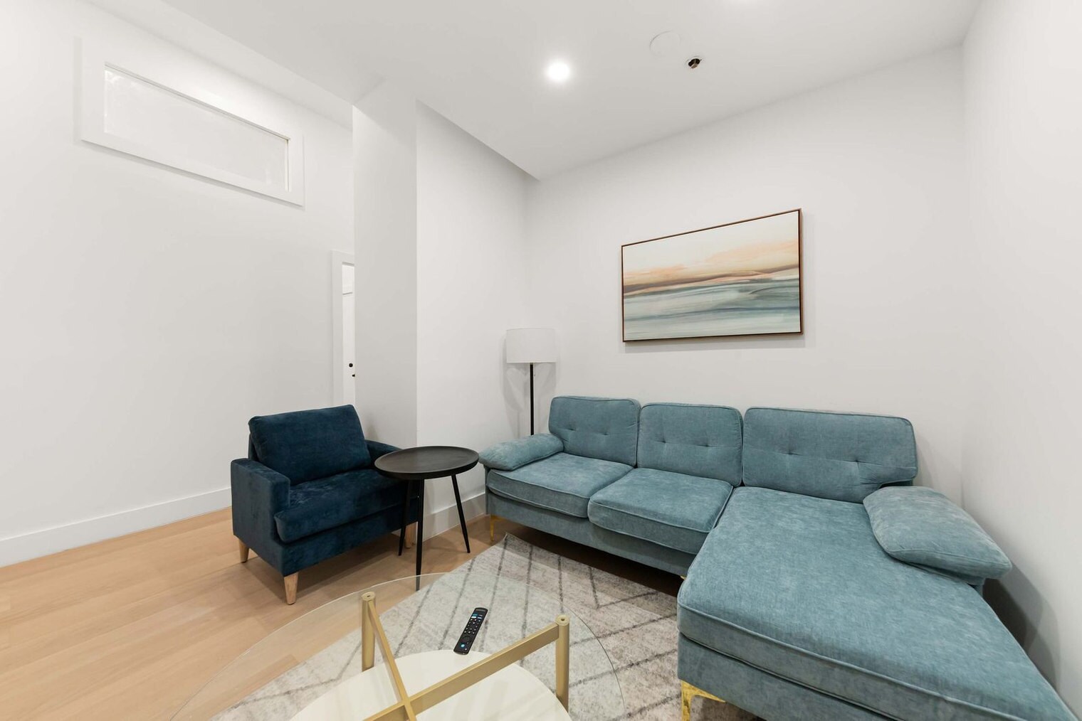 Building Photo - 19 St Marks Pl