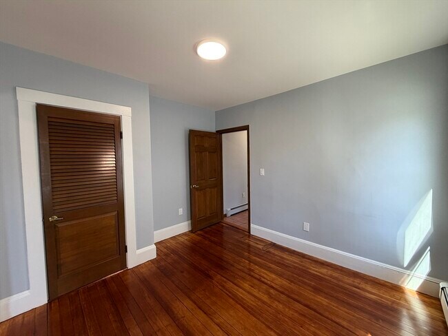Building Photo - 117 Merrymount Rd