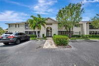Building Photo - 8110 S Woods Cir
