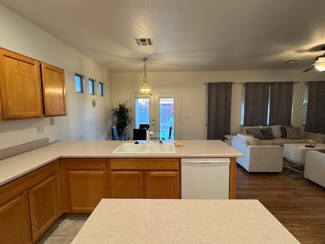 kitchen - 1251 E Runaway Bay Dr