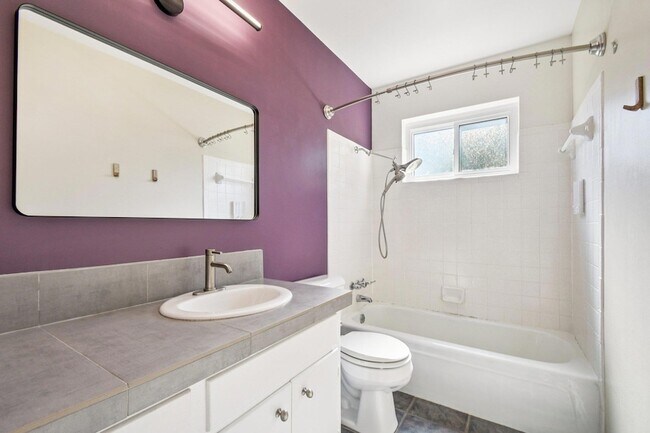 Building Photo - 2505 Comburg Castle Way