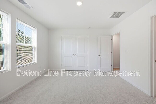 Building Photo - 3606 Elm Grv Ln