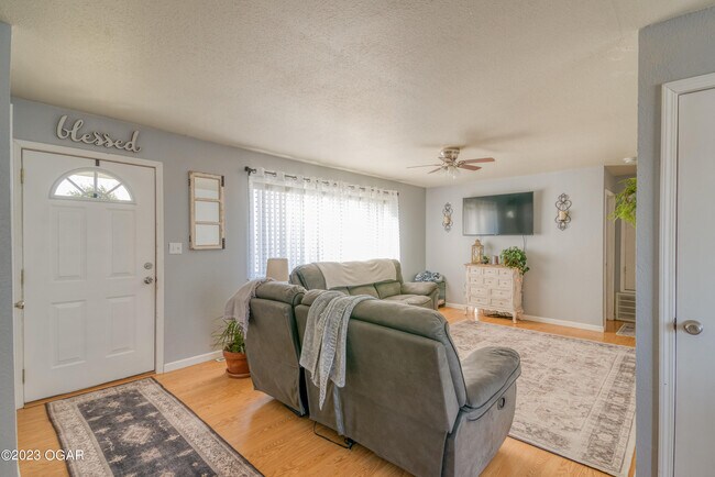 Building Photo - 2415 New Hampshire Ave