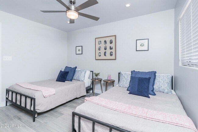 Building Photo - 7520 E McKnight Ave