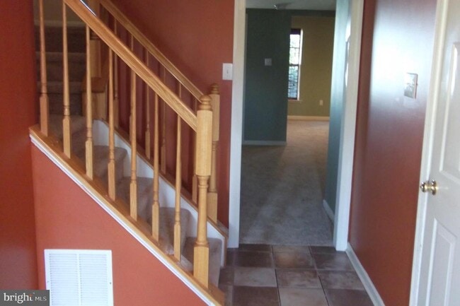 Building Photo - 410 Terrace Dr