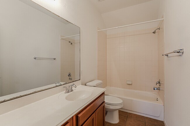 Building Photo - 25507 Marmite Dr