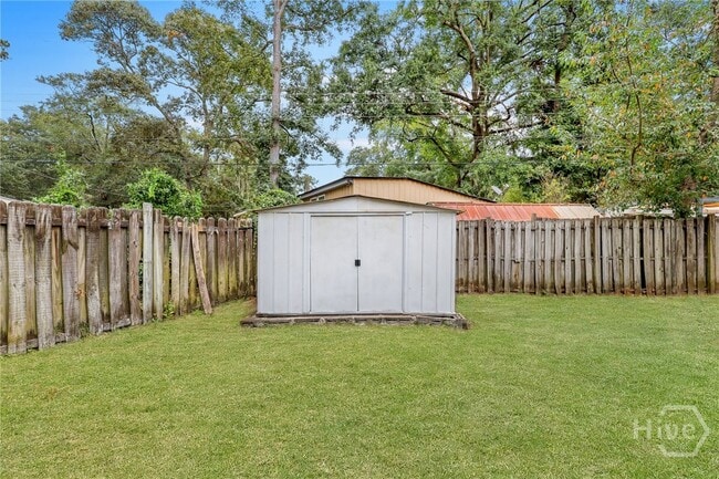 Building Photo - 34 Quail Forest Dr