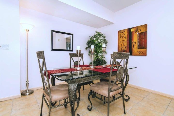 Building Photo - 511 SE 5 Ave