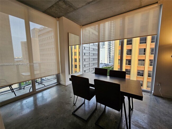 Building Photo - 151 SE 1st St