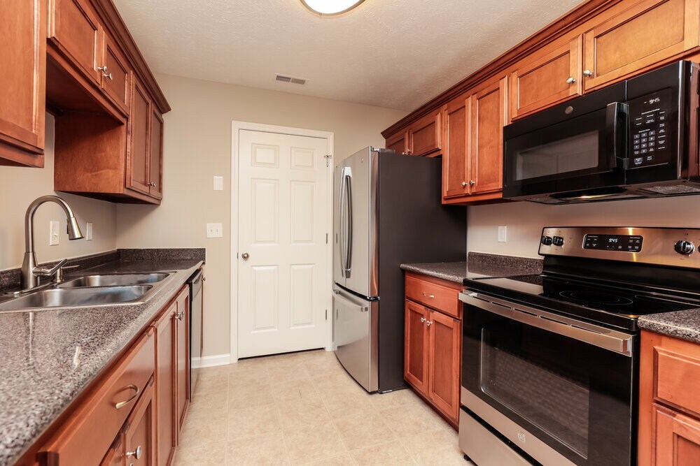 Building Photo - 718 Wildwood Dr