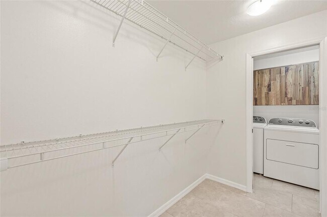 Building Photo - 2114 Bispham Rd