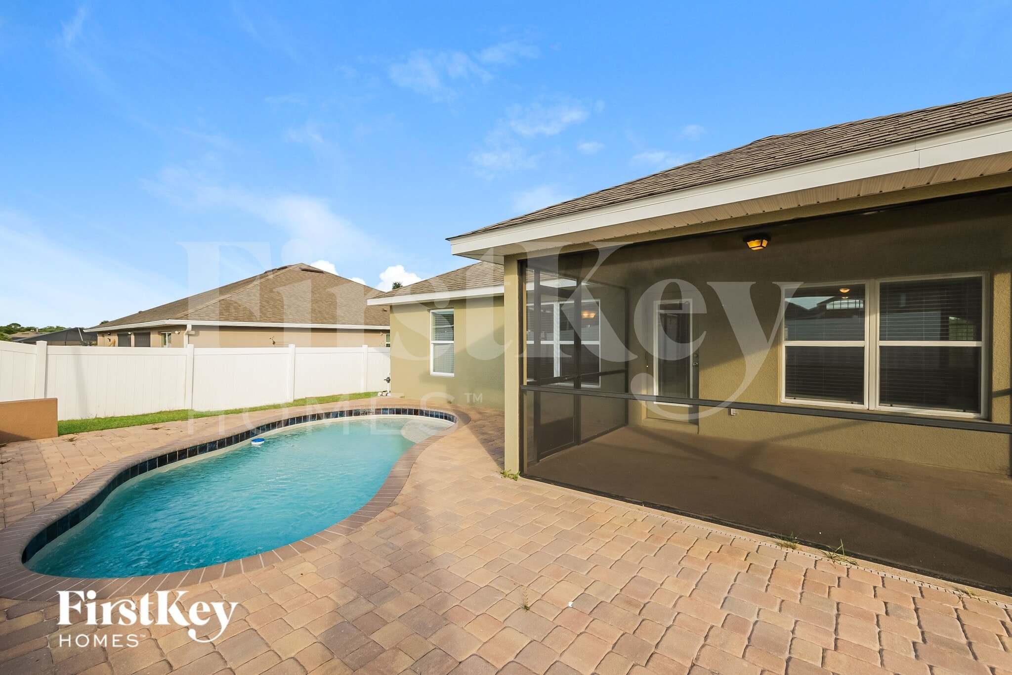 Building Photo - 1581 Lemon Ave