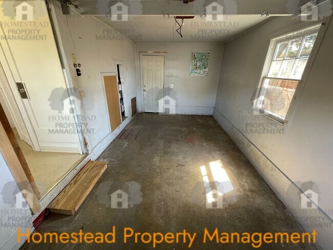Building Photo - Welcome to your new home!