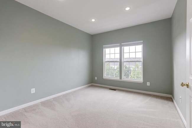 Building Photo - 41884 Inspiration Terrace