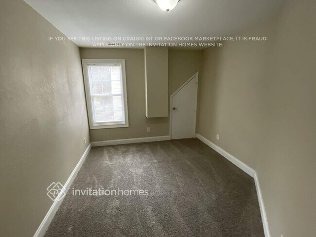 Building Photo - 3837 Sally Ln