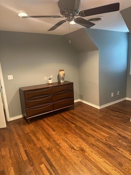 Building Photo - 1118 Bellaire St