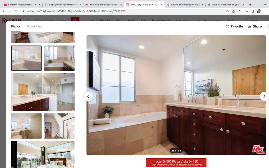 Building Photo - 5400 Playa Vista Dr