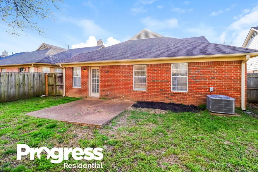 Building Photo - 2268 Lake Hill Ct