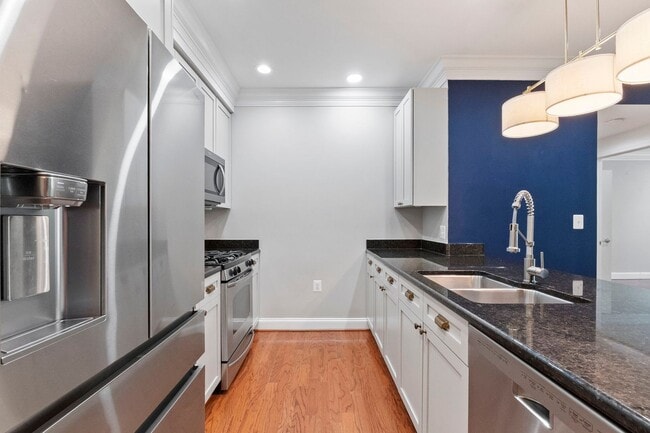 Building Photo - Luxury Old Town Living at The Prescott | 2BR Condo Just Off King Street