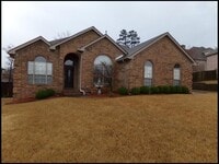 Building Photo - 209 Chalamont Ln