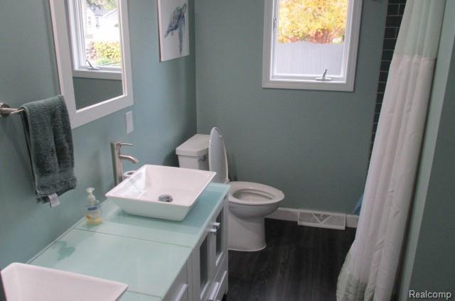 Building Photo - 2580 Sunhill Dr