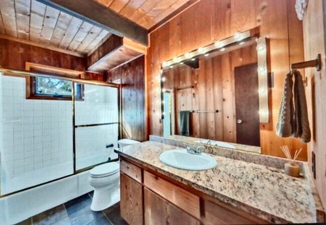 Building Photo - AUBURN LAKE TRAILS