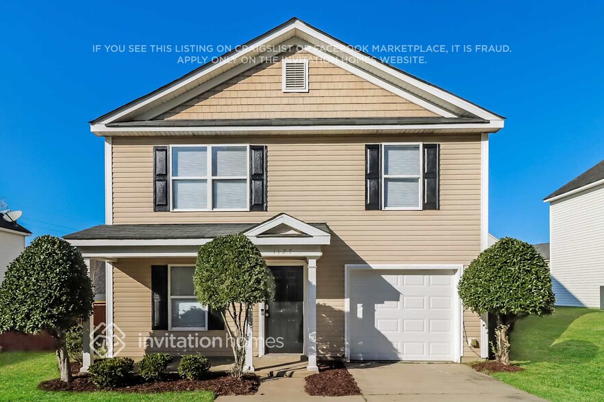 Primary Photo - 1127 Ballina Way