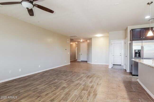 Building Photo - 12690 S 184th Ave