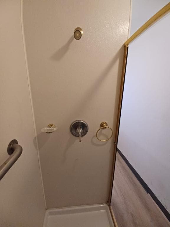 Building Photo - 10179 Bon Oak Dr