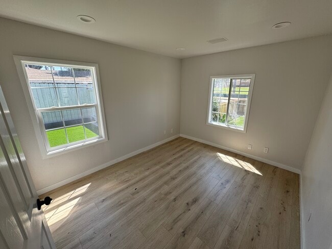 Bedroom - 1604 Mackay Ln