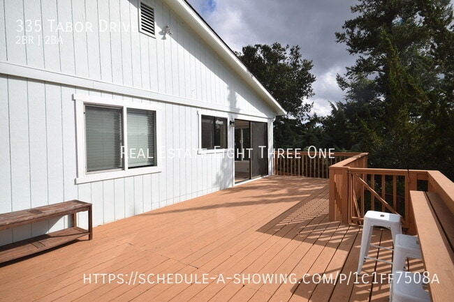 Building Photo - 335 Tabor Dr